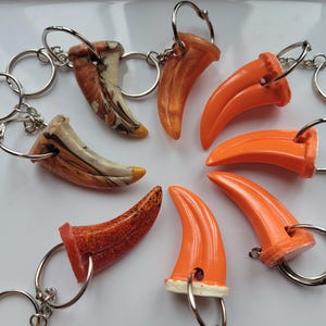 Dragon Claw Keychain - Etsy