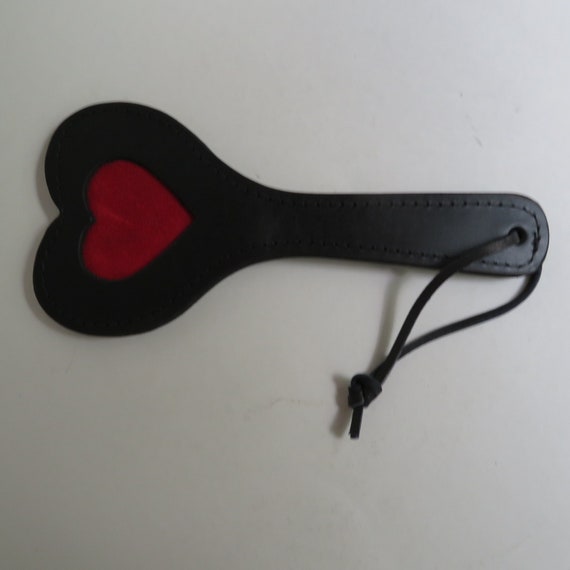 savage x fenty heart paddle