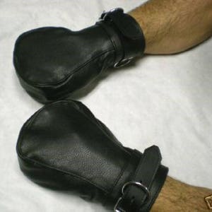 MATURE Leather Bondage Mitts Locking Leather Mitts, Wrist Bags, Unisex, Cosplay, Bondage Hand crafted USA