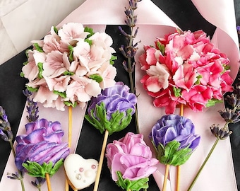 The Royal Hydrangea and Eustoma cookie decorating class. Step-by-step video tutorial
