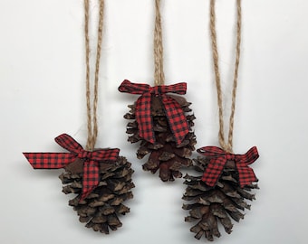 Set of 3 Pine cone ornaments