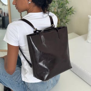 Mochila pequeña convertible de cuero, bolso mochila convertible, mochila convertible, bolso mochila de cuero, mochila de cuero para mujer