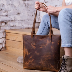 leather tote bag