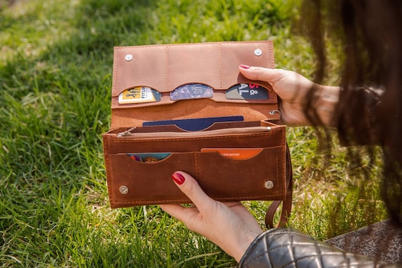 Handmade Leather Trifold Clutch Wallet