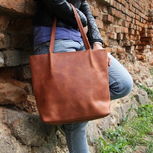 Cognac leather tote bag, leather tote, leather handbag, laptop bag women, brown shoulder bag, vintage leather tote, bag with laptop insert image 3