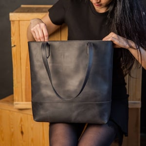 Black Leather Tote Bag: Handmade Women&#39;s Laptop Bag with Zipper