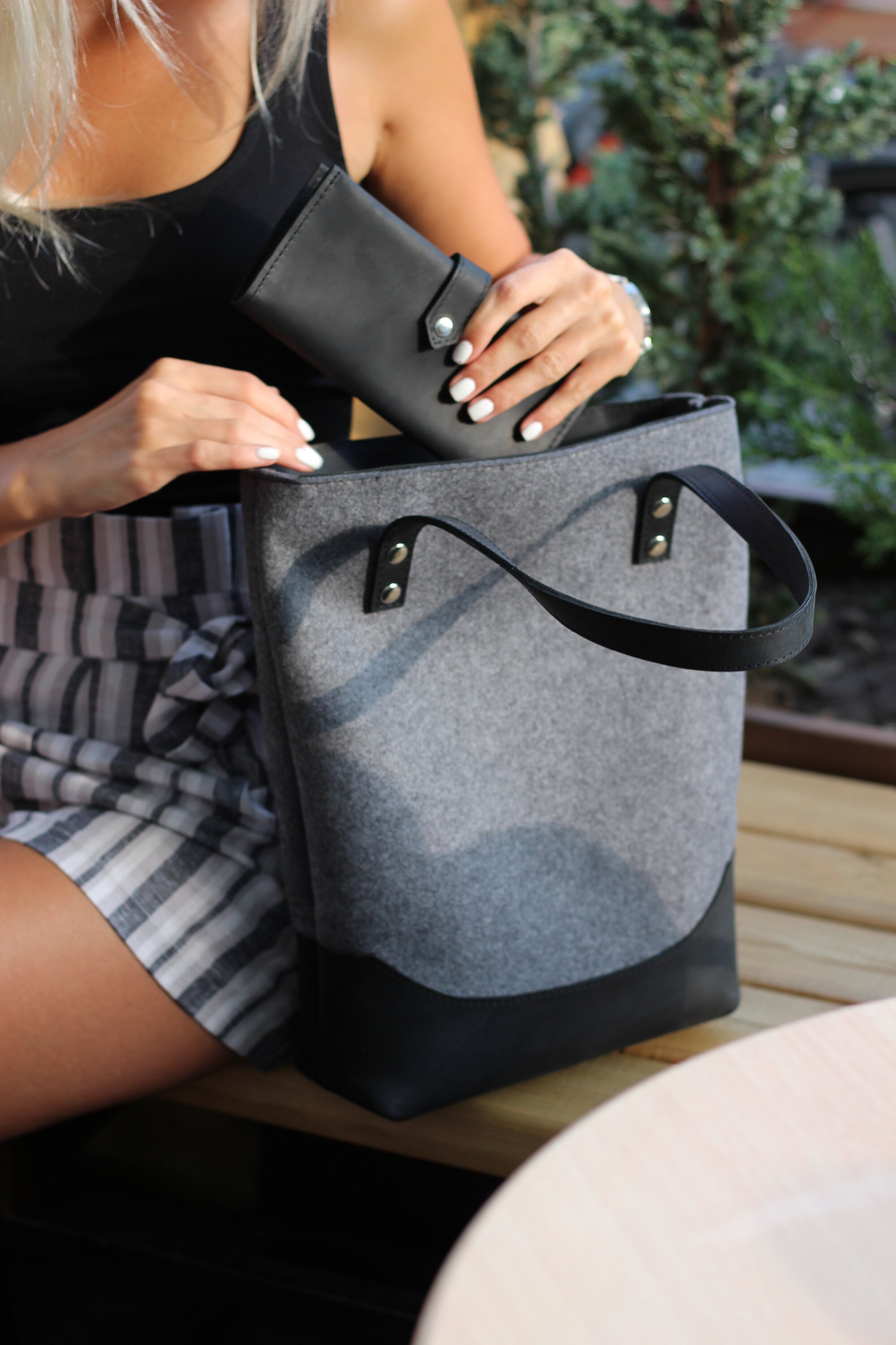 Felt shopper tote thirty one new arrivals