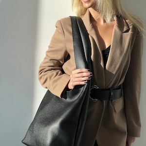 Boho leather hippie bag bohemian black tote for women, handmade shoulder hobo bag with zipper and pockets image 5