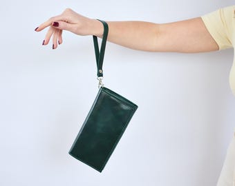 Green Leather Wristlet Wallet | Women’s Leather Clutch | Full Grain Wallet with Strap | Optional Crossbody Strap | Handmade Gift for Her