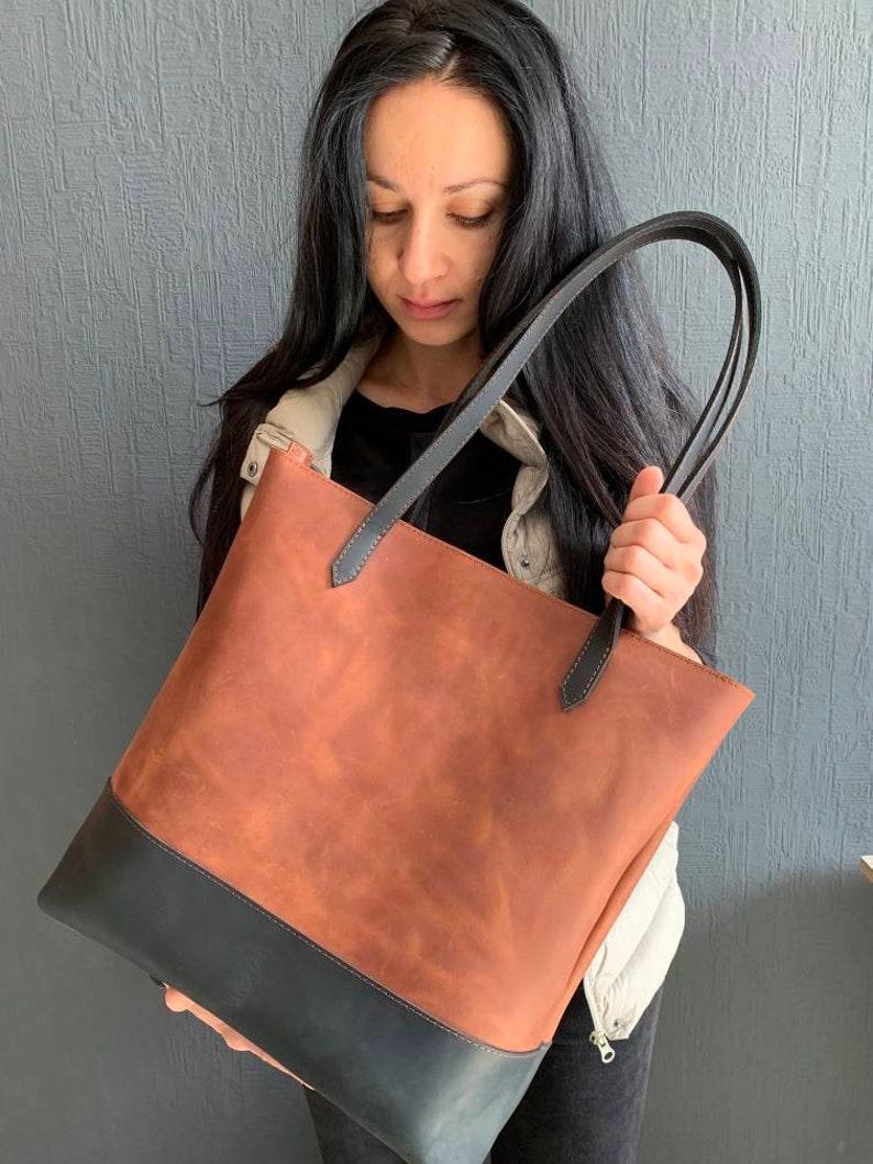 black pocketbook