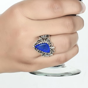 Natürlicher dreieckiger Lapis Lazuli Ring, massiver 925 Sterling Silber Ring, handgemachter Ring, Männer Edelstein Ring, Boho Statement, Weihnachtsgeschenk