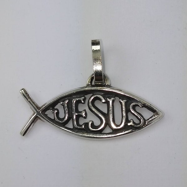 Jesus fish pendant in 925 silver, Christian fish symbol, Christian fish in sterling silver, Christian Ichtus pendant, Religious jewelry