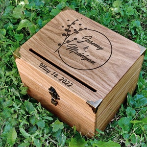 Caixa de cartão rústica. Caixa de cartão de lembrança de casamento de madeira gravada. Caixa de cartão para casamento com slot. Mealheiro de casamento personalizado