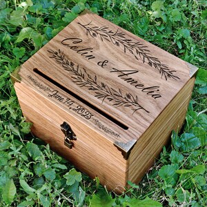Personalisierte rustikale Hochzeitskartenbox / Hochzeitskartenbox mit Schlitz / Hochzeitskartenhalter / Rustikale Holzbox / Andenkenbox / Kartenbox 2023