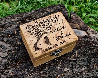 Personalized Wood Ring Box, Rustic Wedding Oak Ring Box, Double Ring Box, Couple Under the Tree