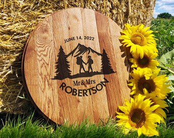 Mountain Wedding Guest Book, Mountain Couple Wedding Sign. Wedding Guest Book Alternative Wedding Decor. Mountain Climbers. Barrel head