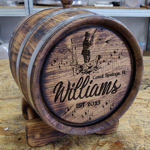 Personalized Hunter Hat Barrel, Wood barrel, Custom Whisky, oak barrel of 20 liter. Personalized Oak Whiskey Barrel