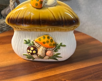 Sears Roebuck & Co Ceramic Merry Mushroom Napkin Holder 1978