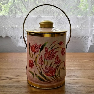 Vintage Made in England “Tulips” Lithograph Tin Box with Cover and Bale Handle