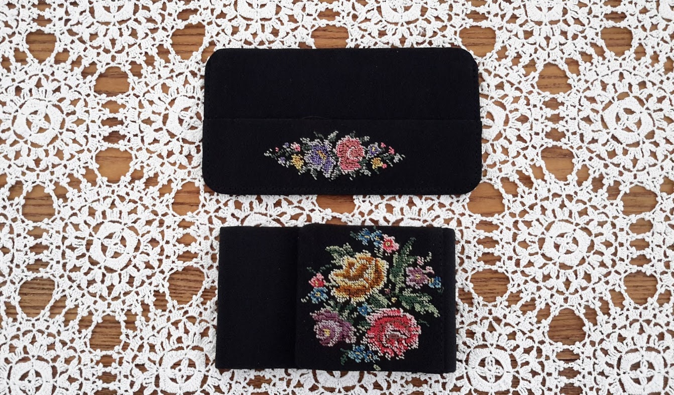 Brilliantly-Crystal 総柄刺繍＆ギュピール テーブルクロス 約90