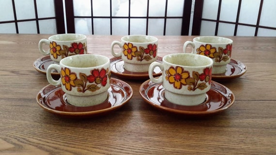 Vintage Weidmann Made in Italy Flower Design Ceramic Set of Five 5 Espresso  Cups and Saucers 