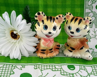 Vintage Smiling Tigers Salt and Pepper Shakers, Made in Japan