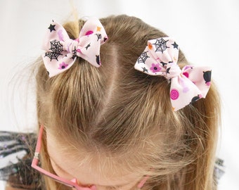 Pink and Black Halloween Clips - Pigtail Bows - Alligator Clip Bows - Black Cauldron Halloween Costume