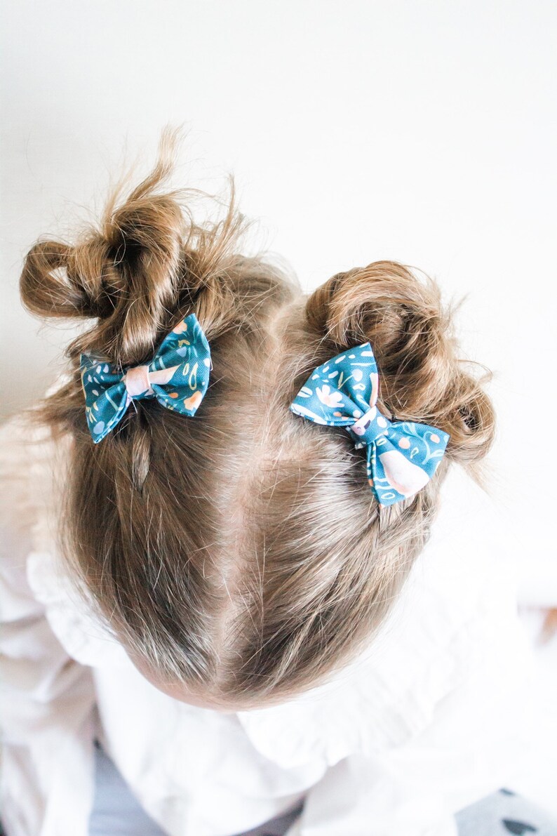 Navy Blue and Pink Flamingo Bows - Toddler Girl Hair Clips - Classic Baby Bows - Summer Outfit - Pigtail Bow Set