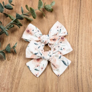 Pink Floral Hand Tied Hair Bow 3 Inch Baby Bow Bows for Girls image 3