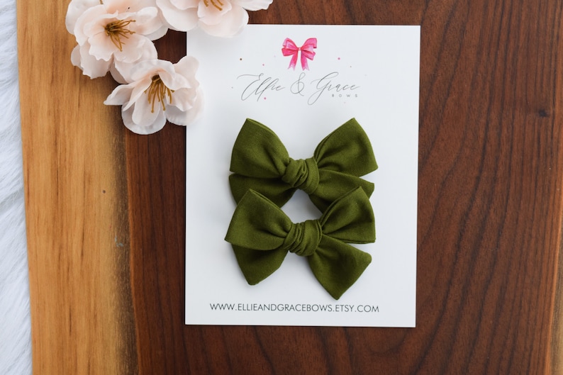 Dark Green Pigtail Bow Set - Pinwheel Bow Set - Cotton Fabric Hand Tied Bows - Toddler Girl Hair Clips