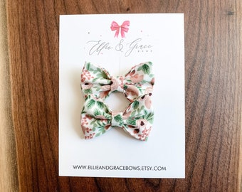 Pink flower pigtail bow clips - Classic bows - Spring Outfit - 2 inch baby bows - Hair accessories