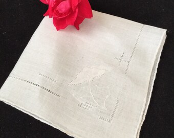 Vintage Wedding Hankie, Woman's Vintage Handkerchief, Ladies White Hankie with Drawn Thread Work