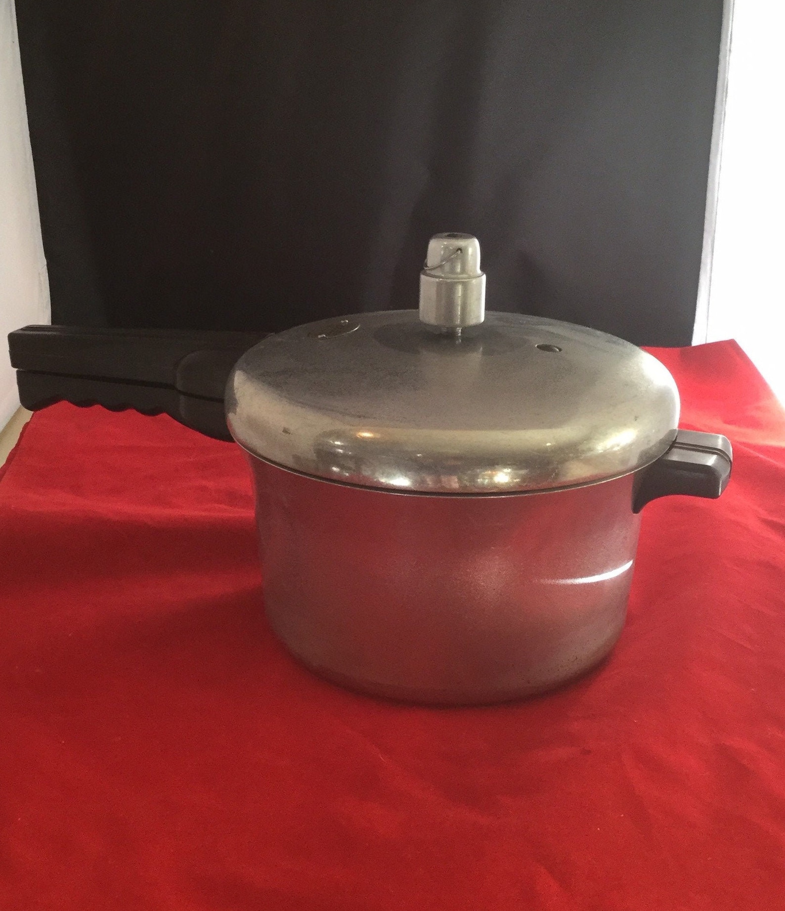 Vintage Presto Pressure Cooker 4 Quart Cooker Model 104 Etsy
