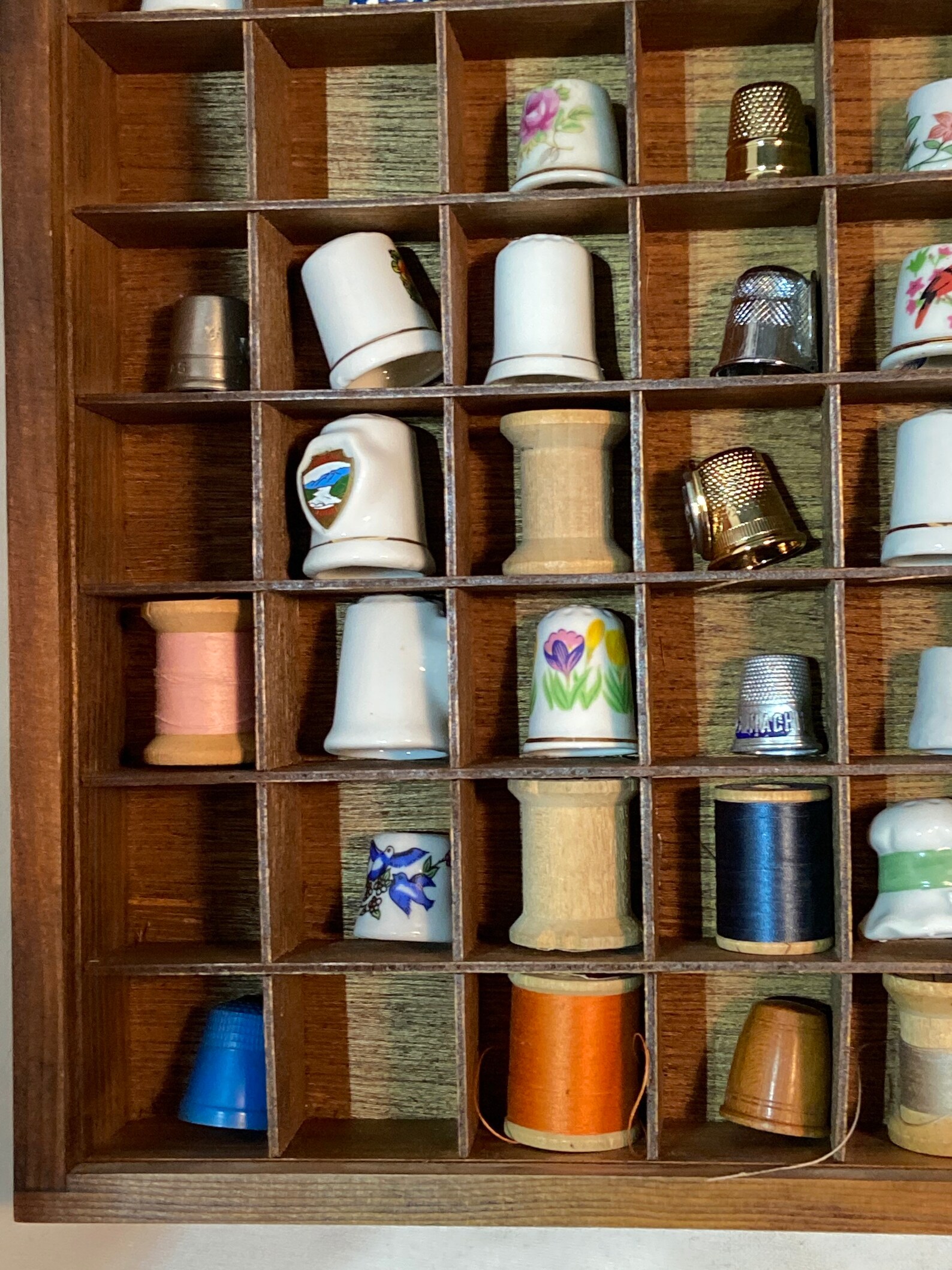 Vintage Thimble Collection 100 Thimble Display Case 68 Etsy