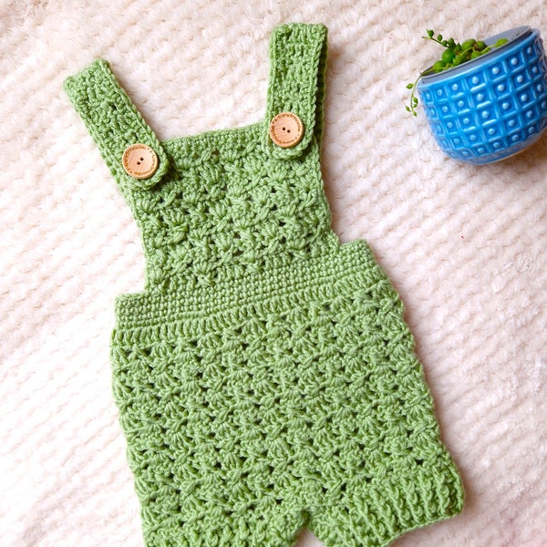 Crochet PATTERN -Baby Bloomers /Newborn, baby and toddler Diaper Cover- Newborn to 12-18 months  / Baby photo prop / Green Boy Onesie Freddy