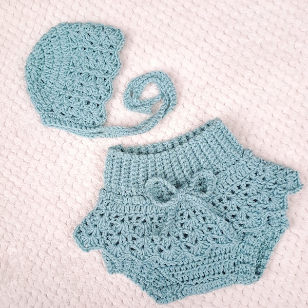 Crochet PATTERN -Baby Bloomers and Bonnet set-Newborn, baby and toddler Onesie Diaper Cover- Newborn to 12-18 months  / Baby photo prop