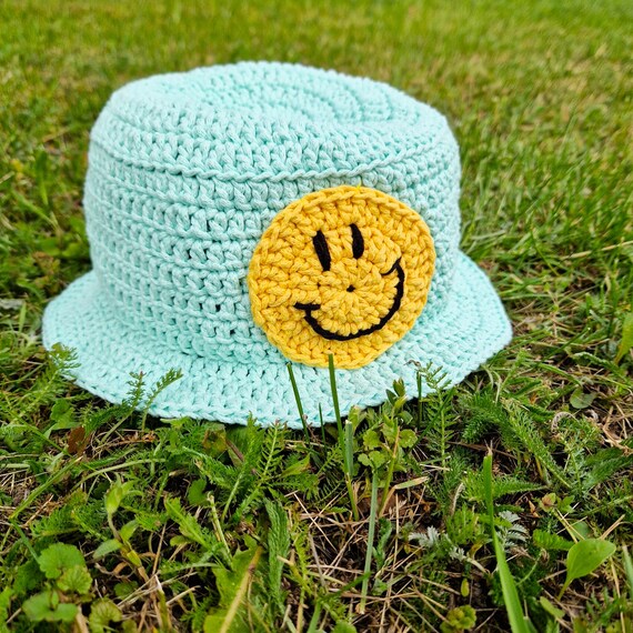 Crochet Bucket Hat With Smiley Face: Handmade Cotton Macrame  display picture 1