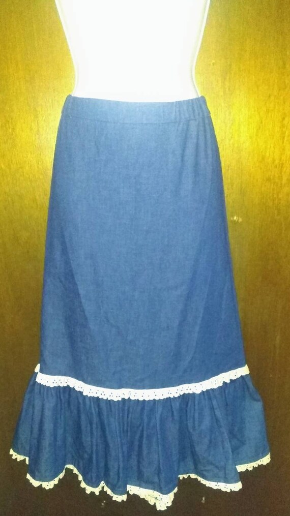 Vintage denim skirt by Travables of Dallas size large | Etsy