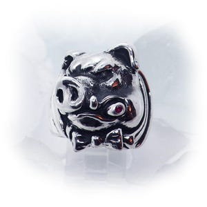 Anillo de plata del Sr. Cerdo