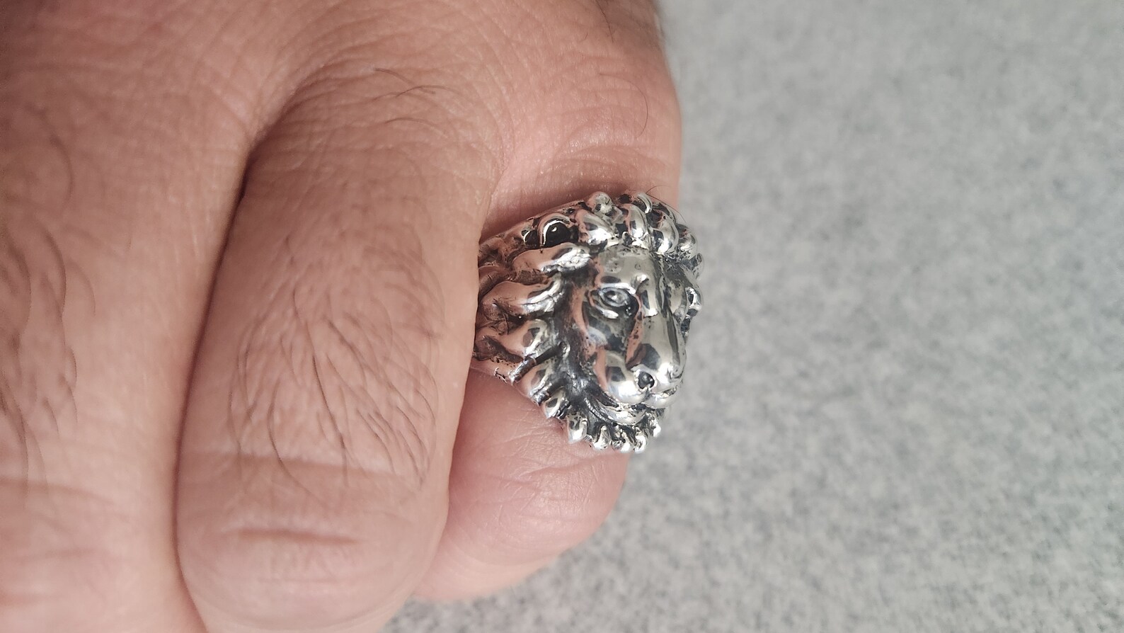 The Leo Ring - From Once Upon a Time in Hollywood - Etsy