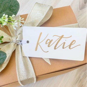 Bridesmaid Gift Tags - Personalized Gift Tags, Bridesmaid Gift, Groomsman Gift Tag, Wedding Party Gift Tags, Bridesmaid Gift Bag, Name Tag