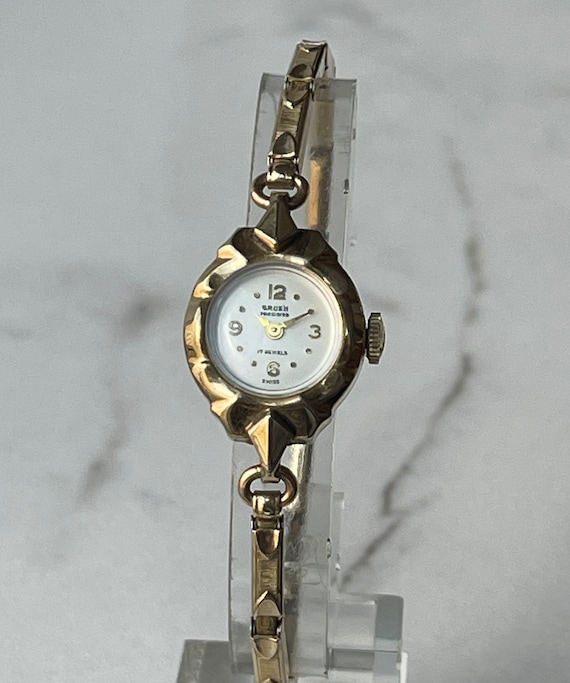 Vintage GRUEN Precision 17 Jewels Ladies Wristwatc