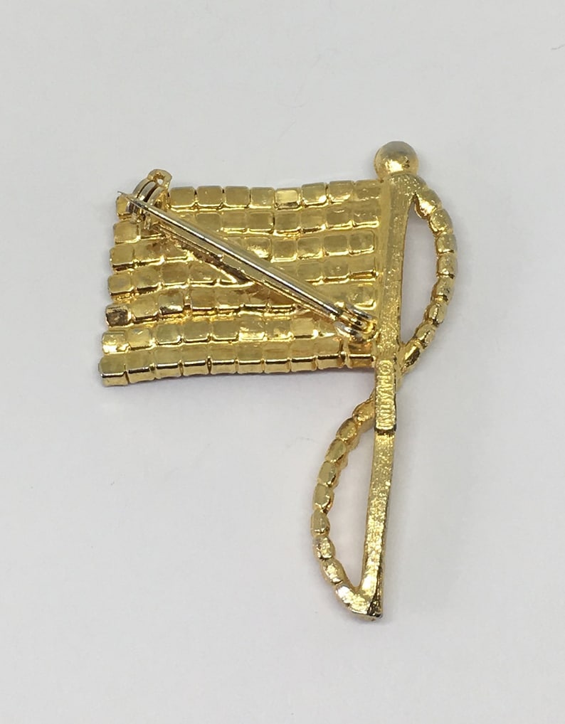 Vintage Gold Tone /& Rhinestones American Flag Brooch Signed Rafaelian