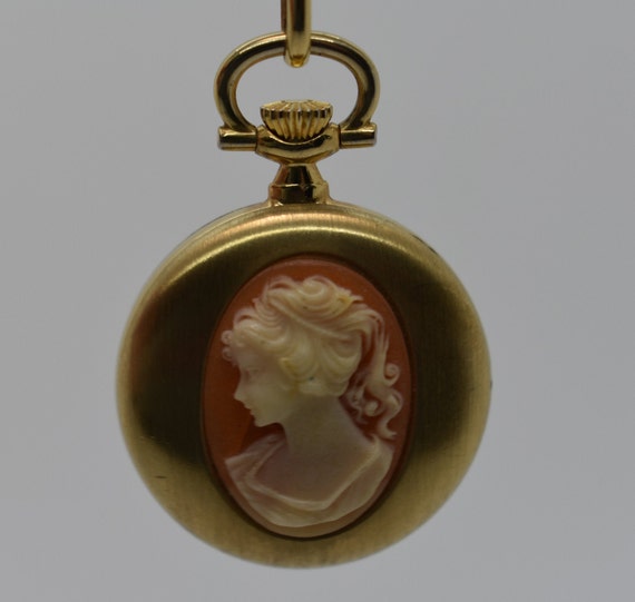 Vintage BUCHERER Quartz Cameo Watch 