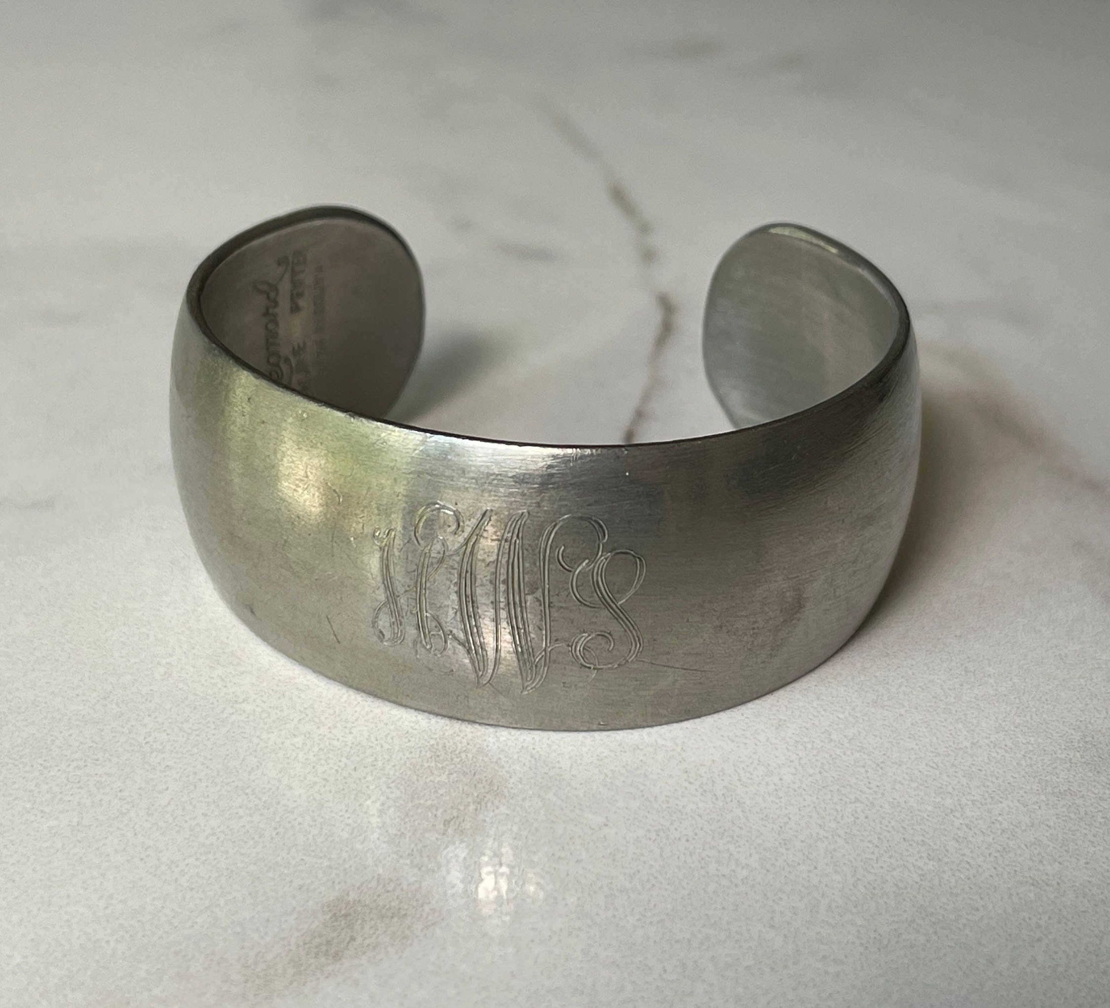 Pandora Moments Harry Potter Snitch Clasp Bangle 598619C00