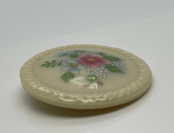 Vintage AVON Ceramic Floral Brooch Pin - image 3