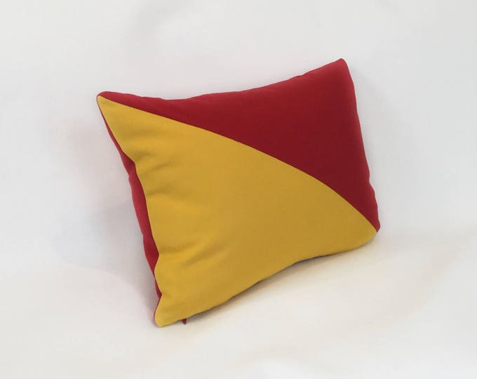 O - nautical flag alphabet pillow