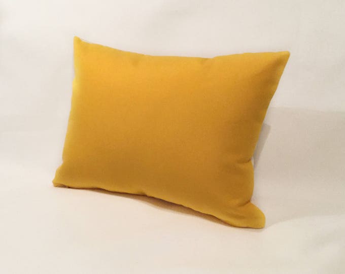 Q - nautical flag alphabet pillow