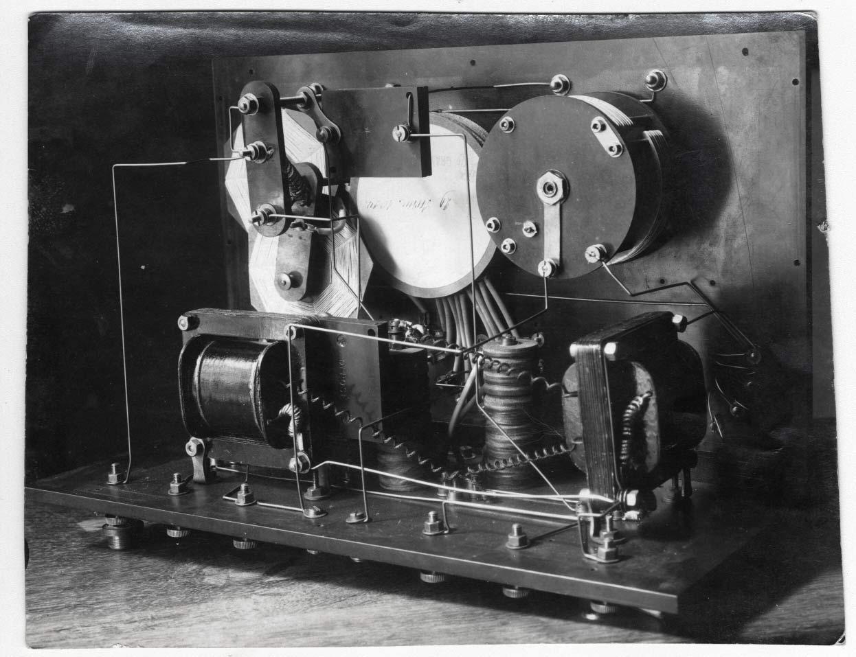 Vintage Photo Old Electric Machine - Circa 1920