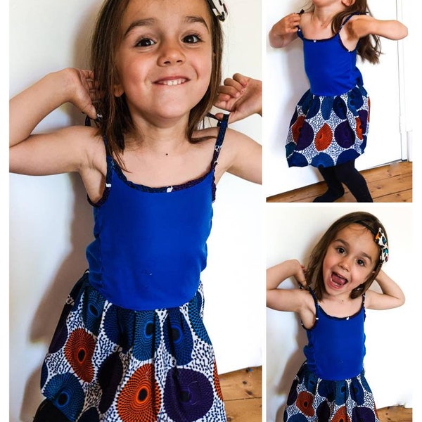 Petite robe bébé et enfant,  robe en coton maille légère bleu roi et jupe en wax multicolore,  robe a nouer, robe été,  cadeau fille